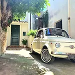 Le Domosolas - In Centro Storico A Apartmán Orosei