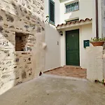 Le Domosolas - In Centro Storico A * Orosei