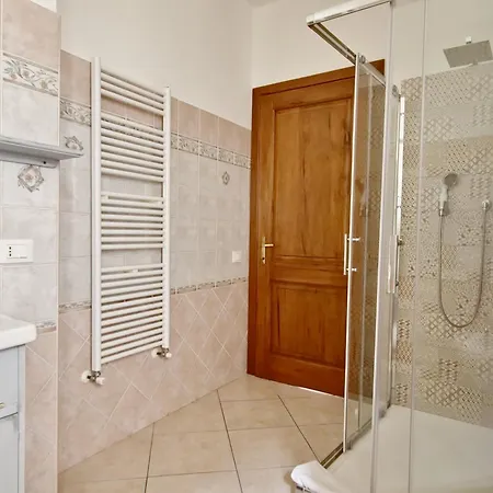 Apartament Le Domosolas - In Centro Storico A Orosei