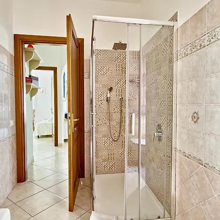 Le Domosolas - In Centro Storico A Apartament Orosei
