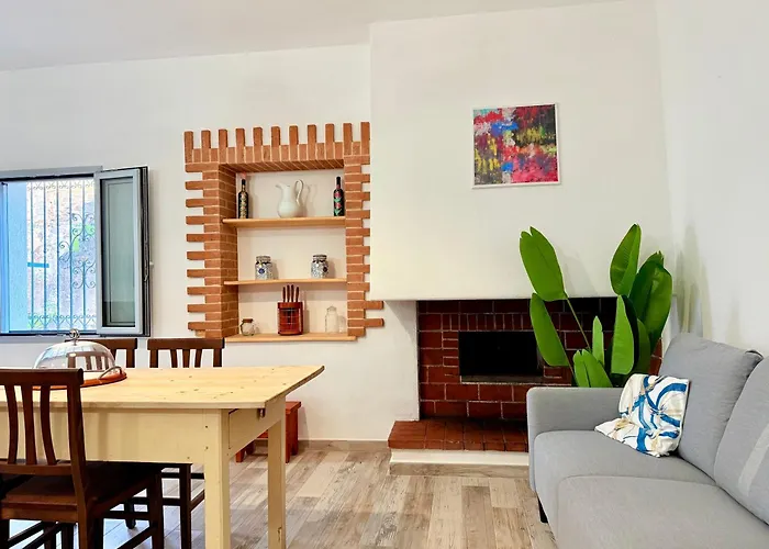 Le Domosolas - In Centro Storico A * Orosei