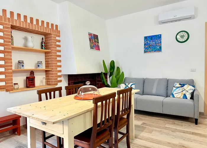 Apartman Le Domosolas - In Centro Storico A *